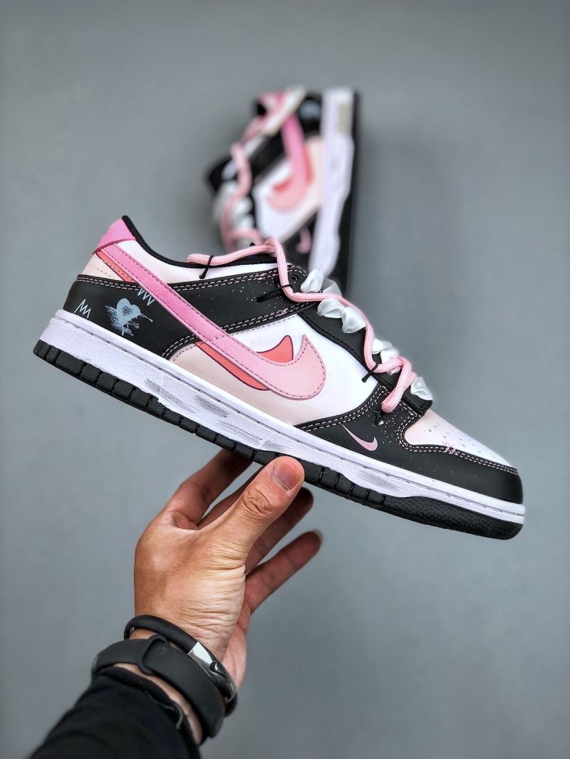 Nike Dunk Shoes